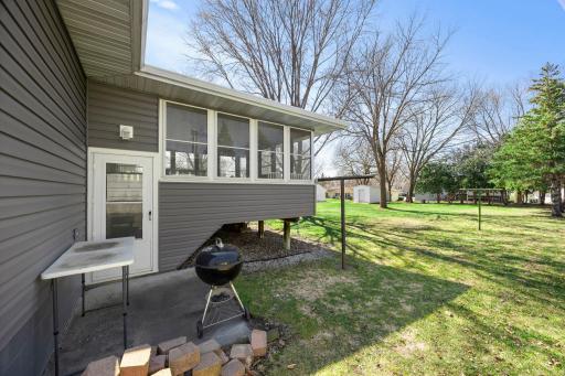 326 Larson Street SW, Hutchinson, MN 55350