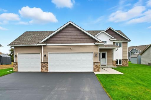 Photo for 24321 Pierce Path NE, East Bethel, MN 55005 - listing #6801891 24321 Pierce Path NE, East Bethel, MN 55005