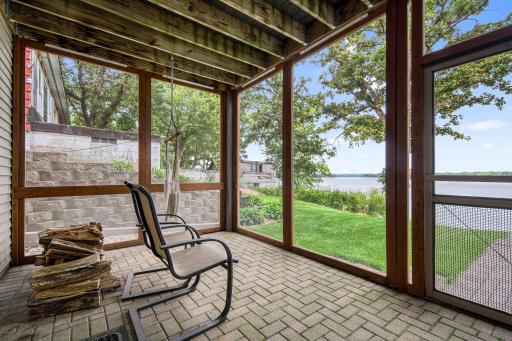 6824 107th Avenue, Clear Lake, MN 55319