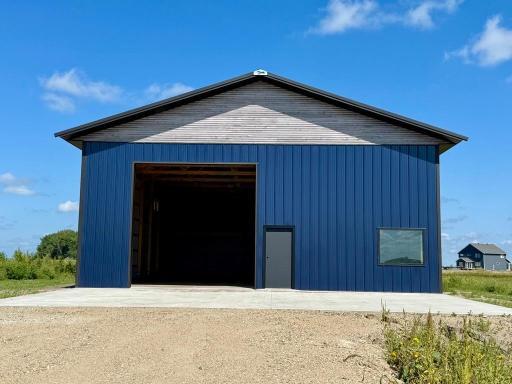 709 Peterson Loop, Colfax, ND 58018