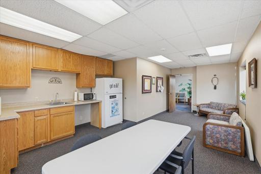 2015 Rice Street, Saint Paul, MN 55113