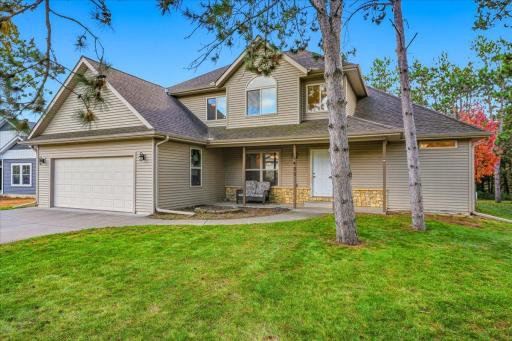 Photo for 1430 Creekwood Drive, New Richmond, WI 54017 - listing #6802136 1430 Creekwood Drive, New Richmond, WI 54017