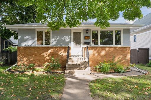 641 Jefferson Street NE, Minneapolis, MN 55413