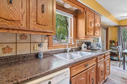 13817 Thomas Avenue S, Burnsville, MN 55337