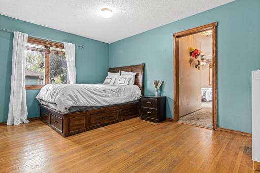 13817 Thomas Avenue S, Burnsville, MN 55337