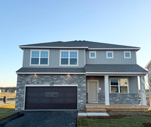 Welcome Home!! 923 Redfield Circle should be your next stop on your home search