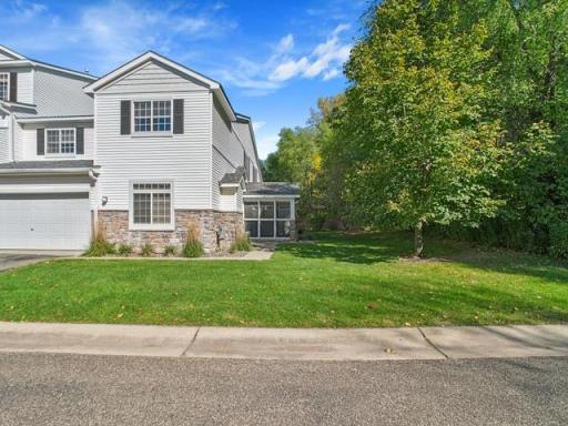 6785 Pine Crest Trail S, Cottage Grove, MN 55016