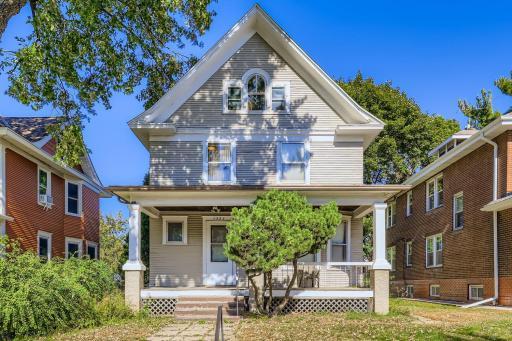 1325 Dayton Ave - Web Quality - 001 - 01 Exterior Front.jpg