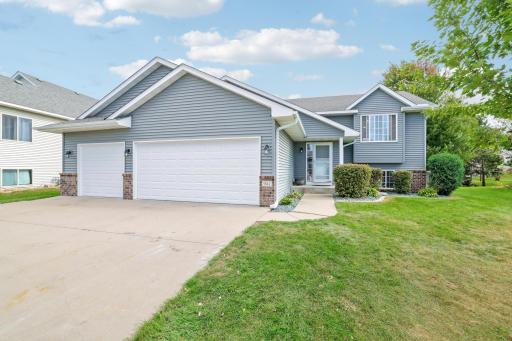 941 S Cedar Street, Belle Plaine, MN 56011