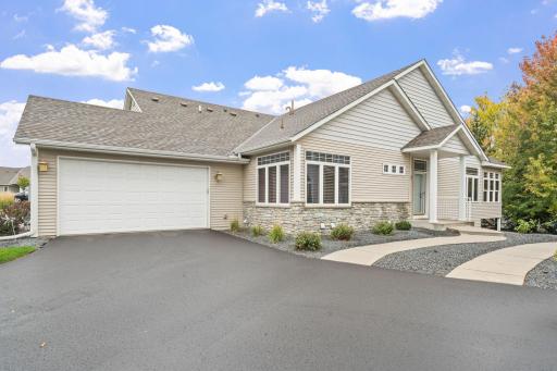 7322 Kestrel Trail, Savage, MN 55378