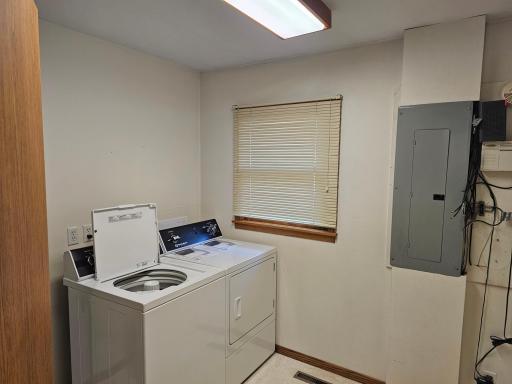 909 Bradford Avenue, Argyle, MN 56713