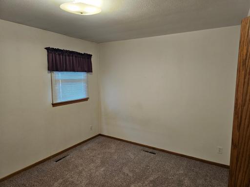 909 Bradford Avenue, Argyle, MN 56713