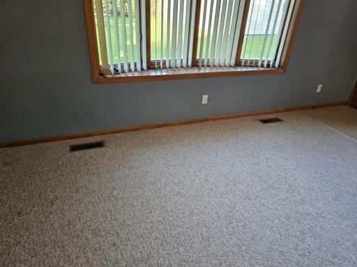 909 Bradford Avenue, Argyle, MN 56713