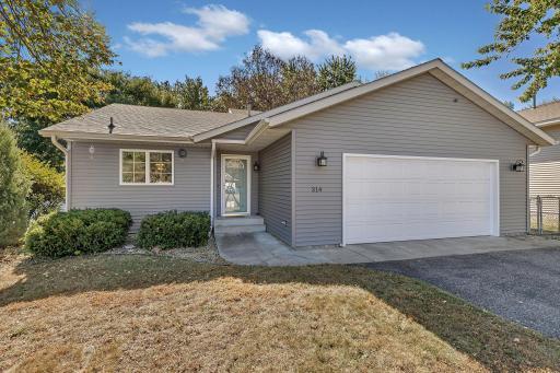314 Pleasant Ridge Drive, Sauk Rapids, MN 56379