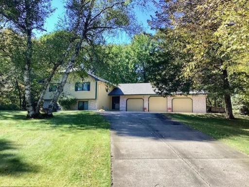9855 Kadler Avenue NE, Monticello, MN 55362