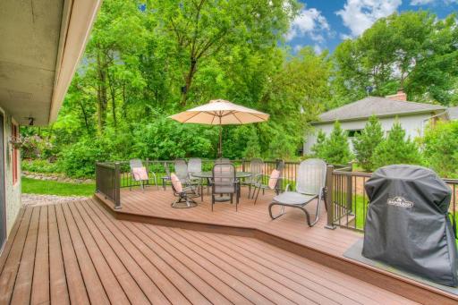 5645_Grant_Lorenz_Rd_Shorewood-24-original-Terrace_1080.jpg
