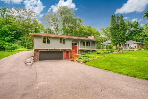 5645_Grant_Lorenz_Rd_Shorewood-22-original-Front_of_House_1080.jpg