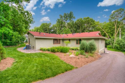 5645_Grant_Lorenz_Rd_Shorewood-25-original-Back_of_House_1080.jpg