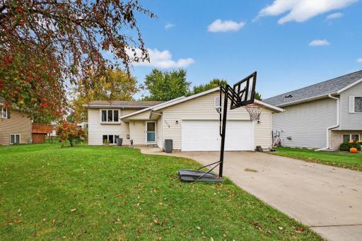 Photo for 805 5th Avenue SE, Stewartville, MN 55976 - listing #6802525 805 5th Avenue SE, Stewartville, MN 55976