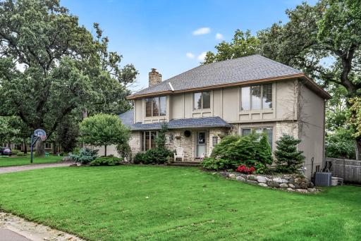 Photo for 8593 Coachmans Lane, Eden Prairie, MN 55347 - listing #6802667 Welcome home to 8593 Coachmans Ln in Eden Prairie.