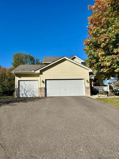 12646 Elm Parkway, Rogers, MN 55374