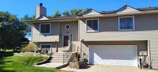 1302 Deercliff Lane, Saint Paul, MN 55123