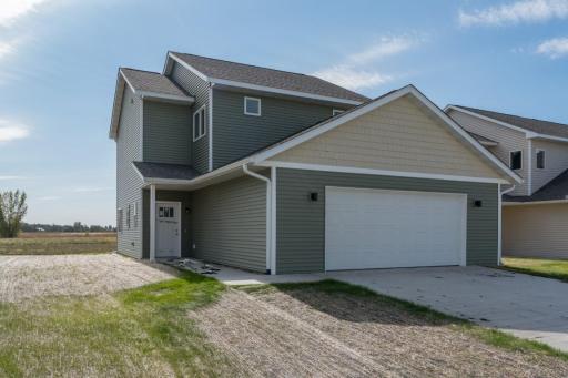 3105 Bassett Drive, Mankato, MN 56001