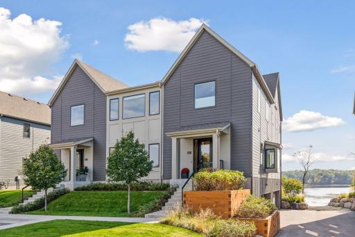4869 Linden Cove Lane, Savage, MN 55378