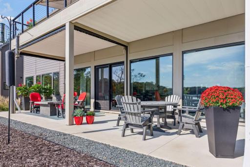 4869 Linden Cove Lane, Savage, MN 55378