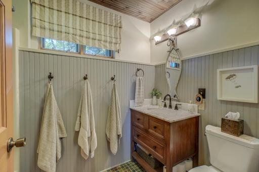 12416 W Roberts Lane, Hayward, WI 54843