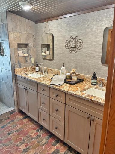 12416 W Roberts Lane, Hayward, WI 54843