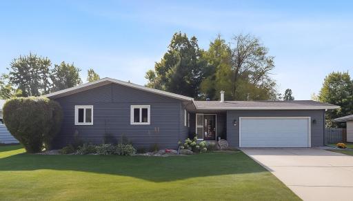 67 N Woodcrest Drive N, Fargo, ND 58102