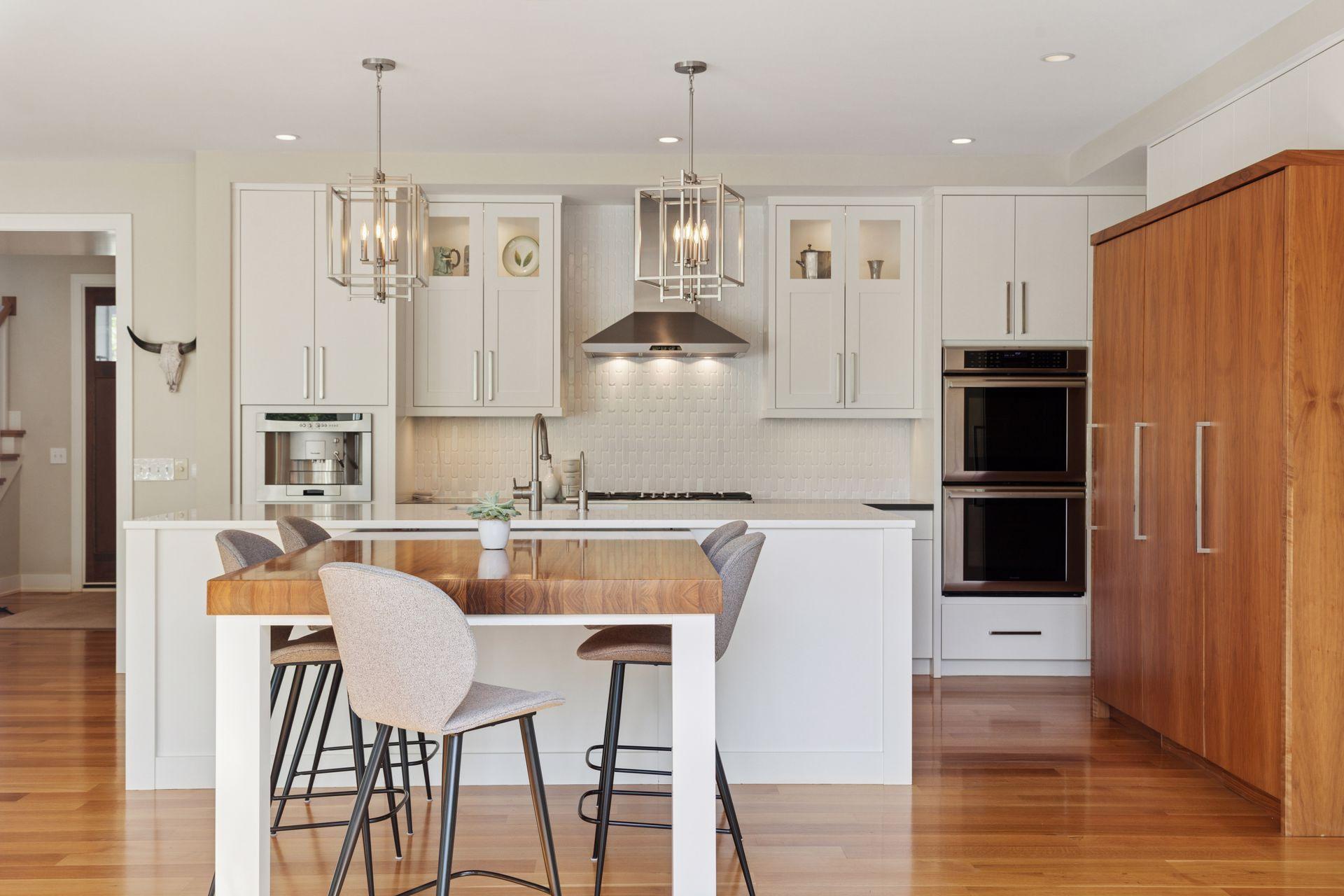 3509 West 55th Street - Spacecrafting - 0030.jpg