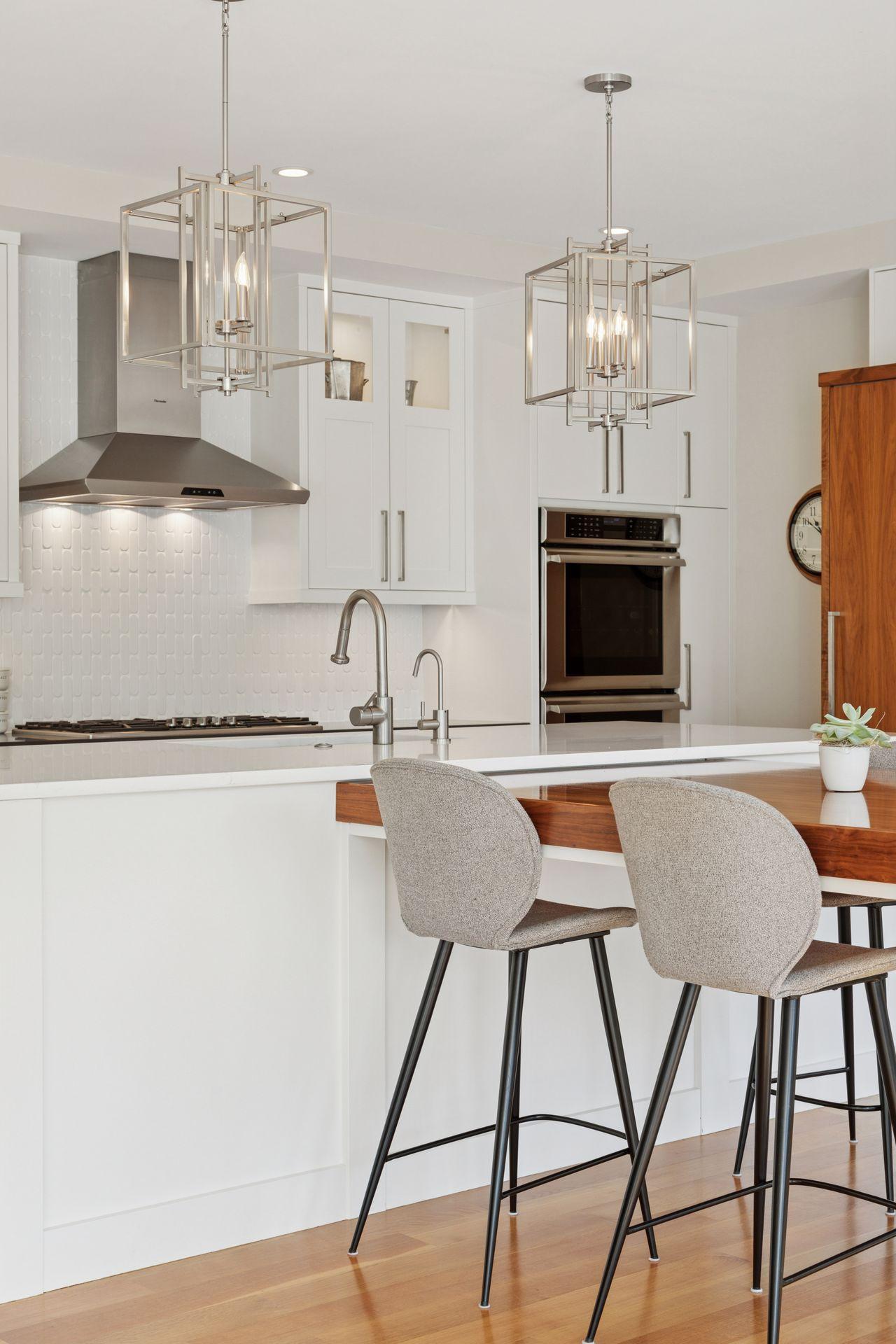 3509 West 55th Street - Spacecrafting - 0028.jpg