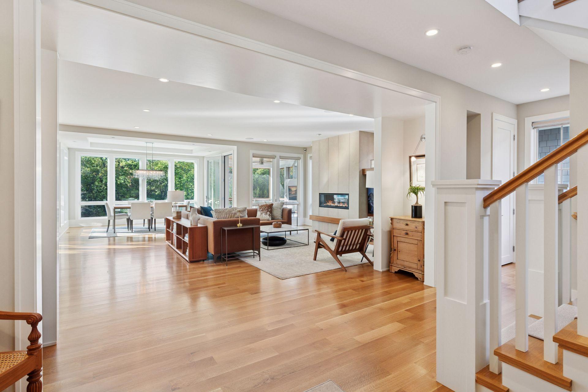 3509 West 55th Street - Spacecrafting - 0017.jpg