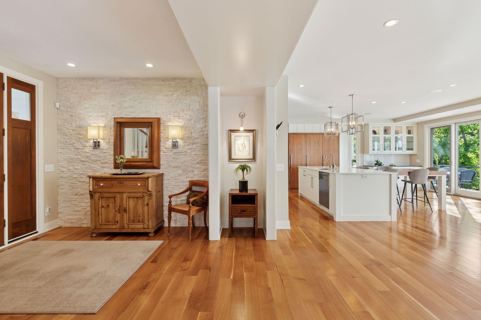 3509 West 55th Street - Spacecrafting - 0018.jpg