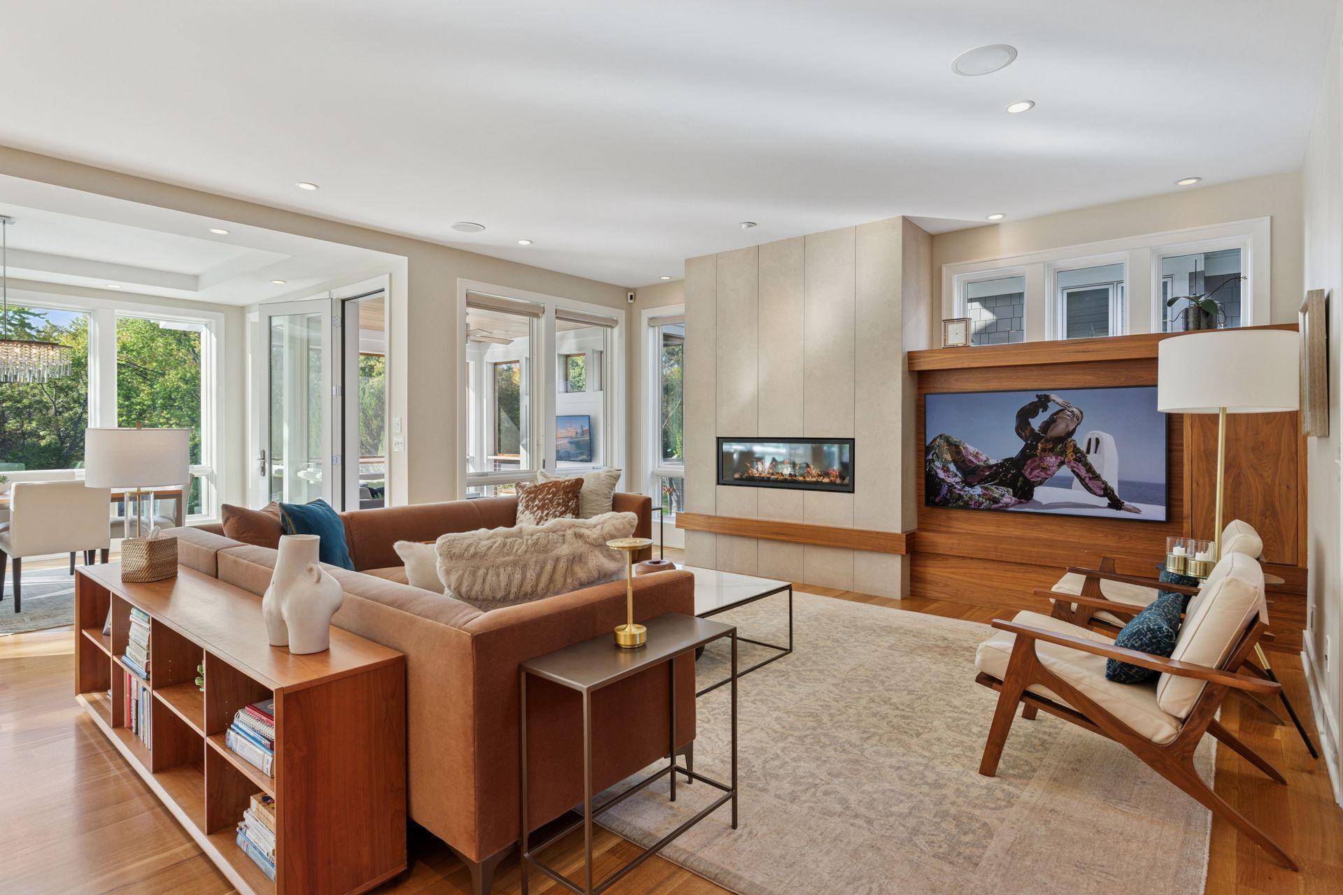 3509 West 55th Street - Spacecrafting - 0021.jpg