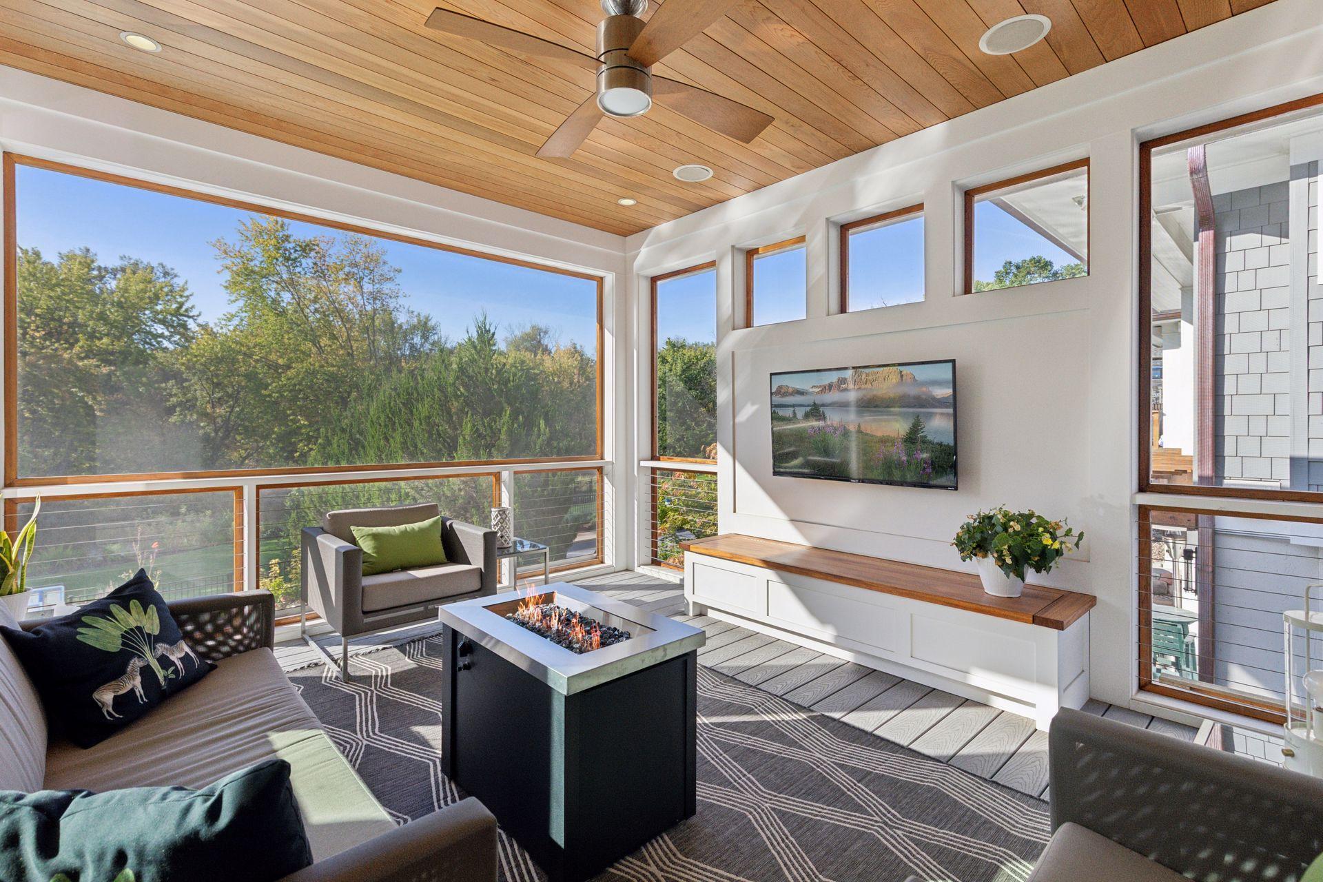 3509 West 55th Street - Spacecrafting - 0042.jpg