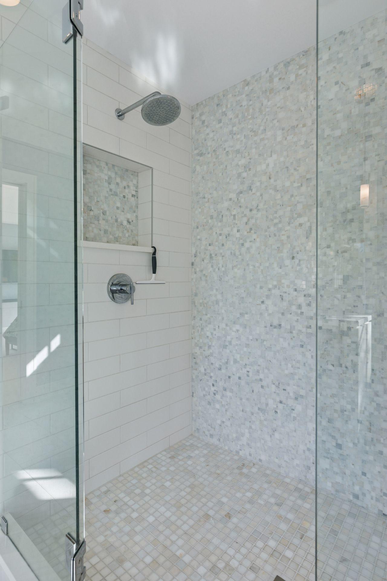 3509 West 55th Street - Spacecrafting - 0055.jpg