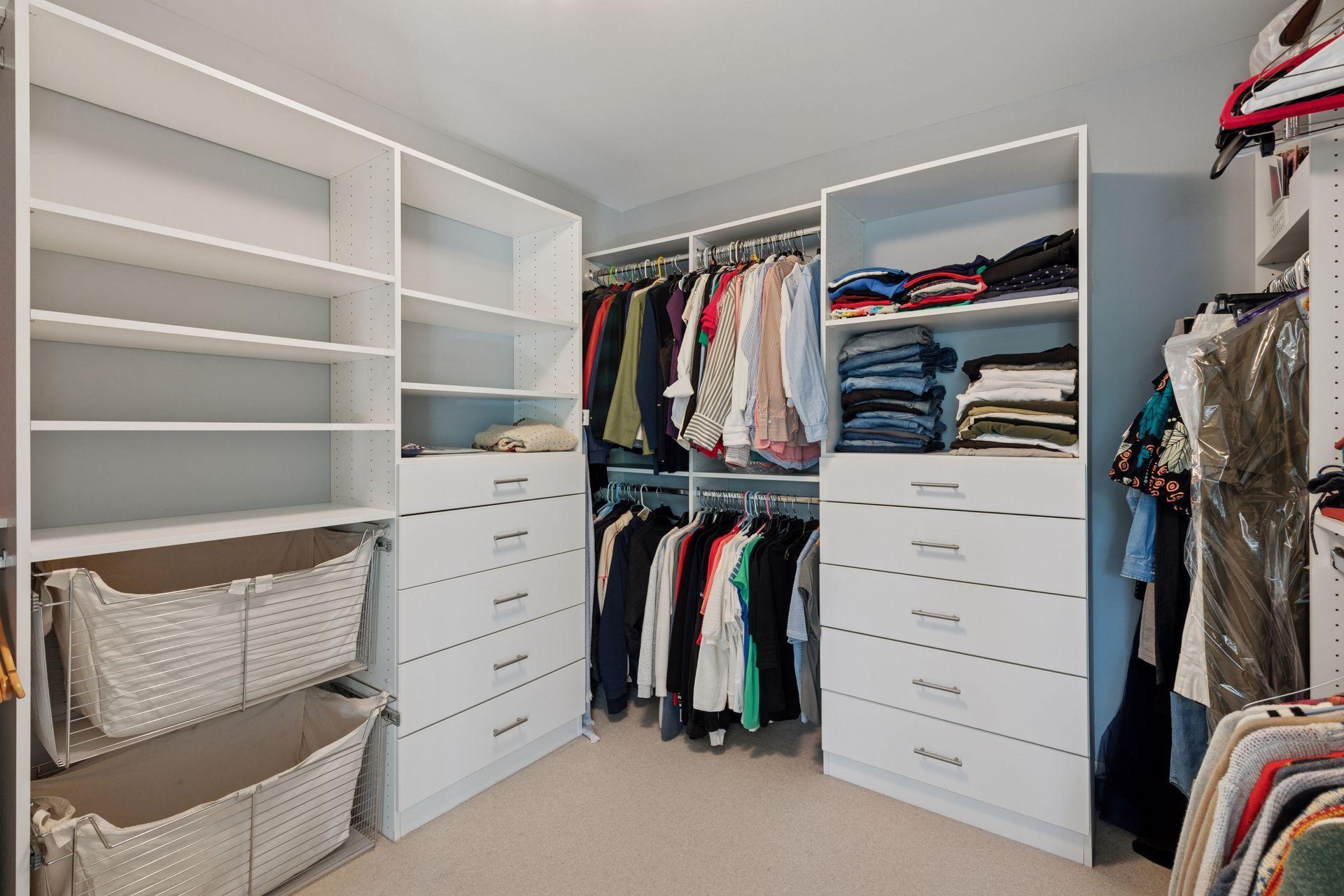 3509 West 55th Street - Spacecrafting - 0056.jpg