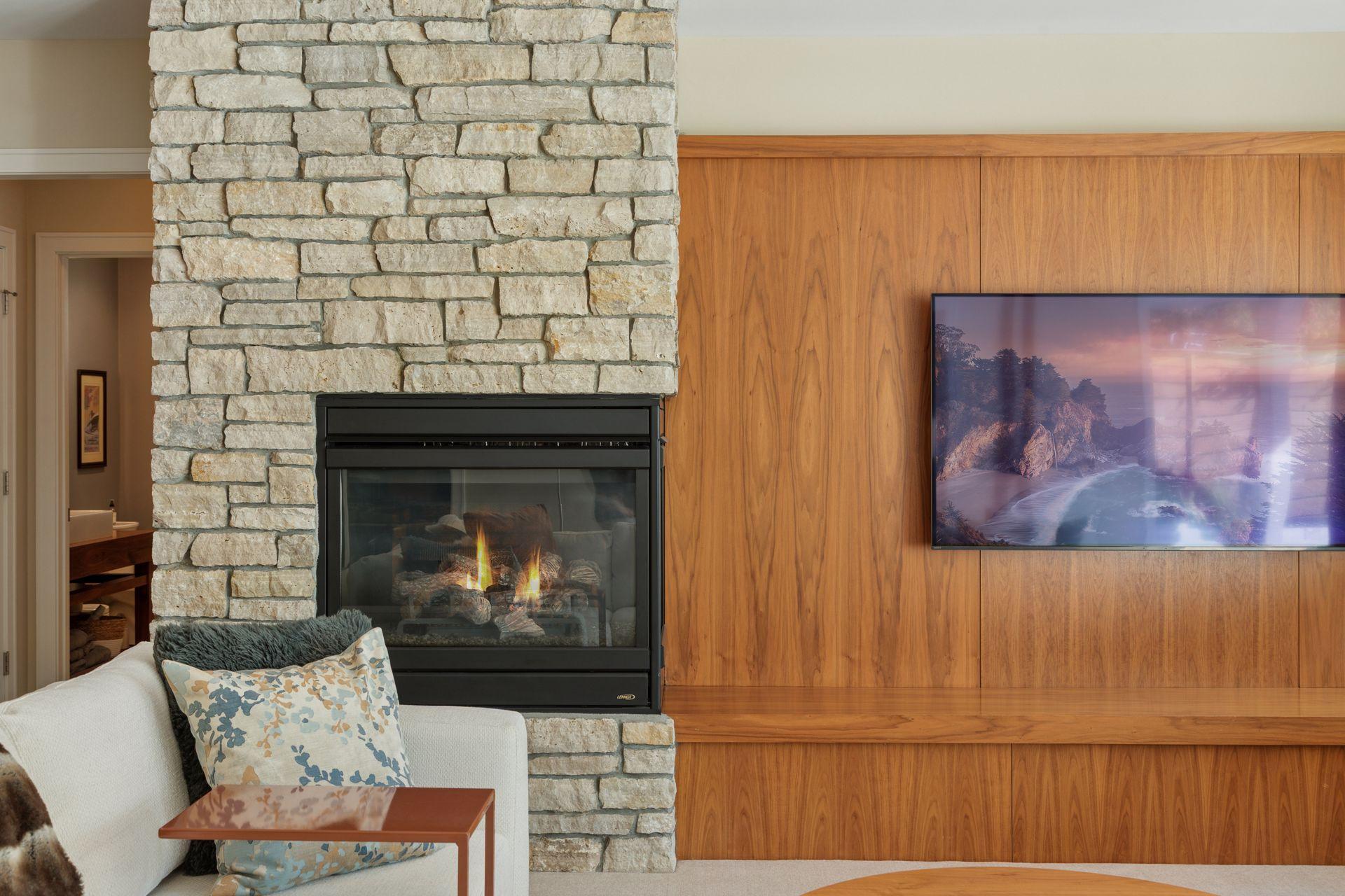 3509 West 55th Street - Spacecrafting - 0064.jpg