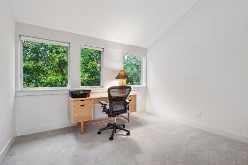 19100 Rutledge Road, Wayzata, MN 55391