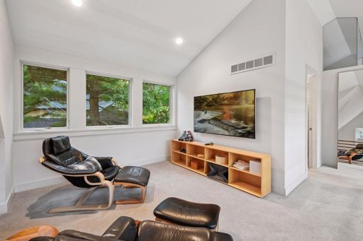 19100 Rutledge Road, Wayzata, MN 55391
