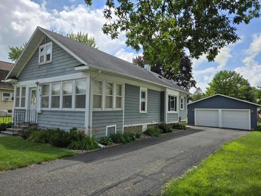 614 5th Street SW, Waseca, MN 56093