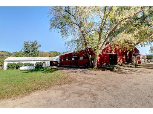 3035 Lake Sarah Road, Maple Plain, MN 55359