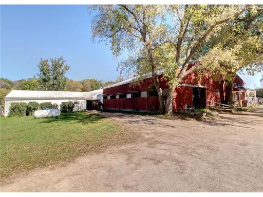3035 Lake Sarah Road, Maple Plain, MN 55359