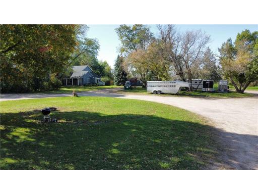 3035 Lake Sarah Road, Maple Plain, MN 55359