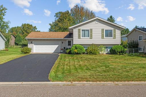 553 Westfield Lane, Saint Paul, MN 55127