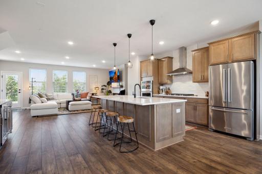 879 Woodlawn Avenue, C, Saint Paul, MN 55116