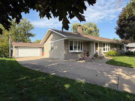 8460 Hyde Avenue S, Cottage Grove, MN 55016